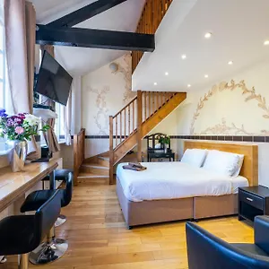 Berkley Aparthotel